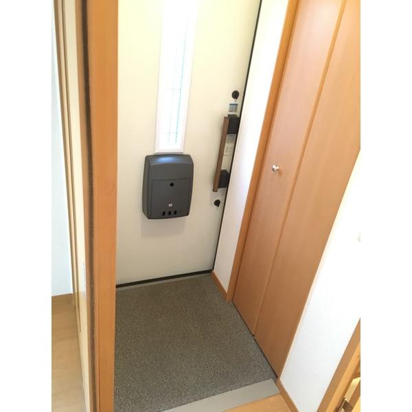 甲賀市甲賀町相模アパート 玄関