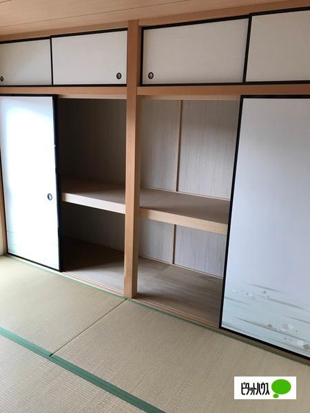 ヒューマンハイム貴生川（303） 収納
