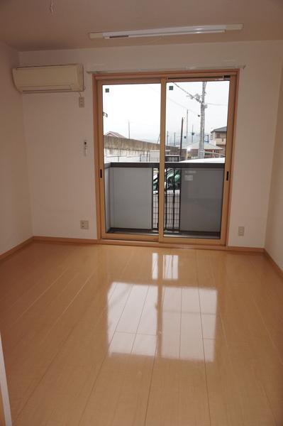 甲賀市水口町虫生野虹の町アパート リビング