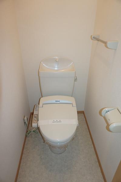 甲賀市水口町虫生野虹の町アパート トイレ