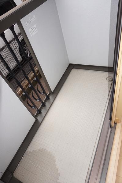 甲賀市水口町虫生野虹の町アパート バルコニー