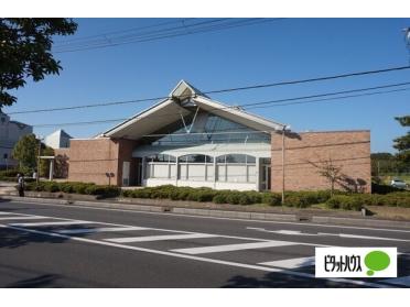 日野町立図書館：1631m