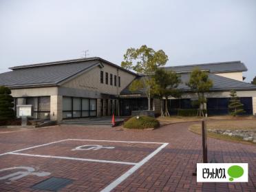 甲賀市水口図書館：1040m