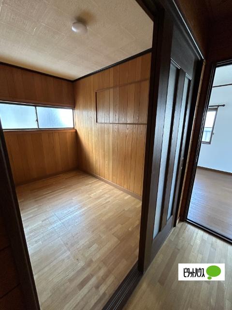 甲賀市甲南町希望ケ丘一戸建 収納
