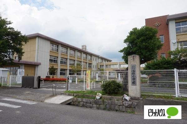 日野町立必佐小学校：881m