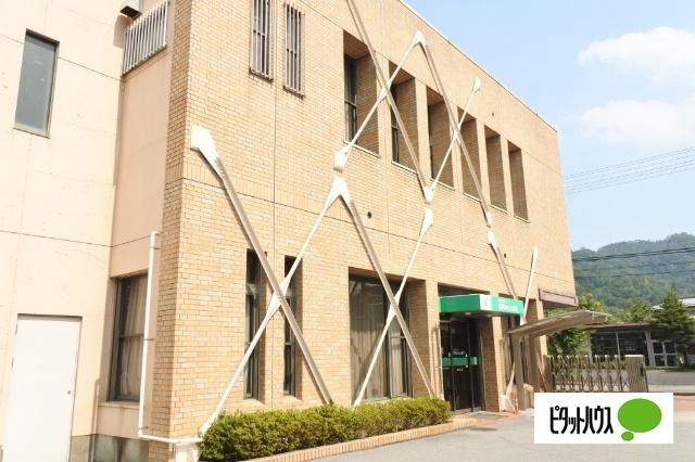 関西みらい銀行信楽支店：920m