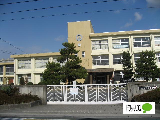 甲賀市立綾野小学校：308m