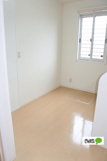 リビングタウン貴生川　B棟（102） 部屋画像