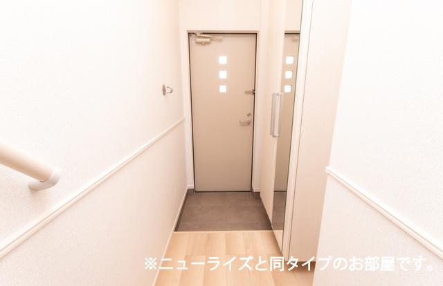 ドロワット（201） 玄関