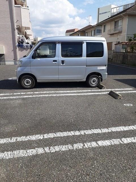 シャン・ド・フルール（202） 駐車場