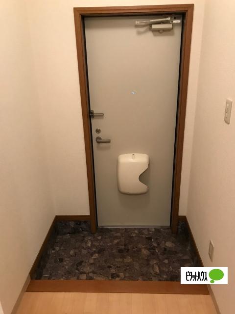 クレセールイマムラ（105） 玄関