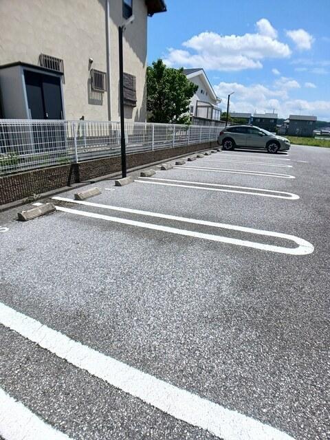 アプリコット宝積（204） 駐車場