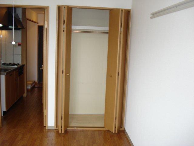 フローリッシュⅡ 部屋画像