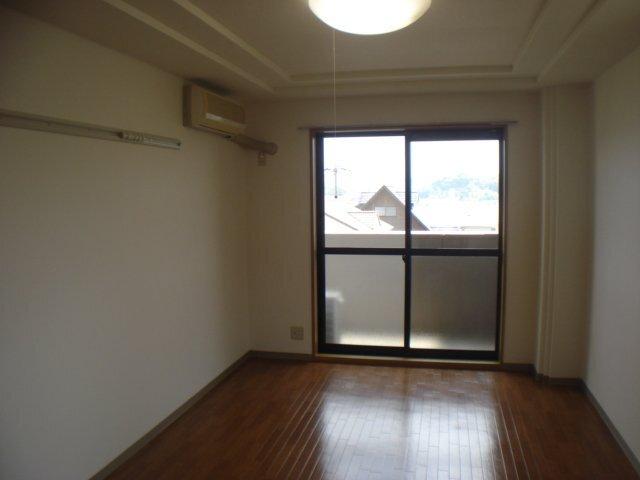 フローリッシュⅡ 部屋画像