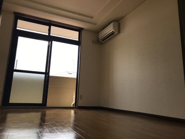 リバティヒルズ２１ 室内