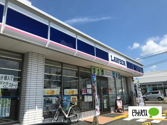 ローソン水口名坂店：731m