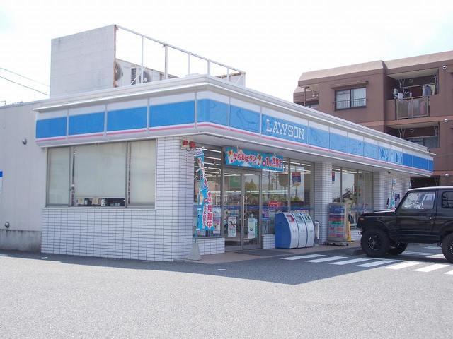 ローソン貴生川駅前店：1800m