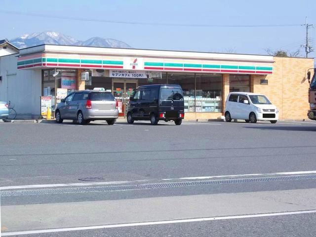 セブンイレブン滋賀日野高校前店：1500m