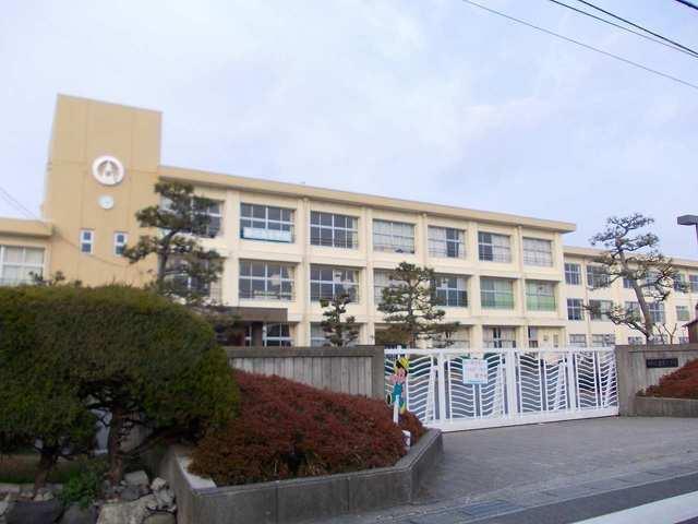 綾野小学校：1200m