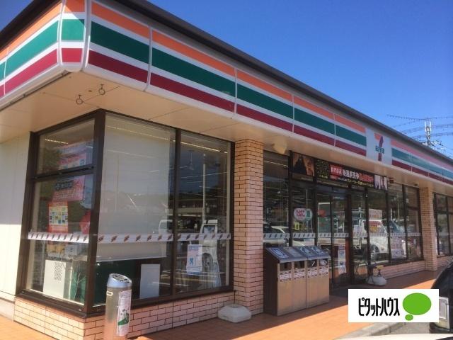 セブンイレブン甲西菩提寺店：705m