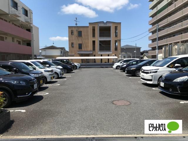 ノール・アンソレイエ（304） 駐車場