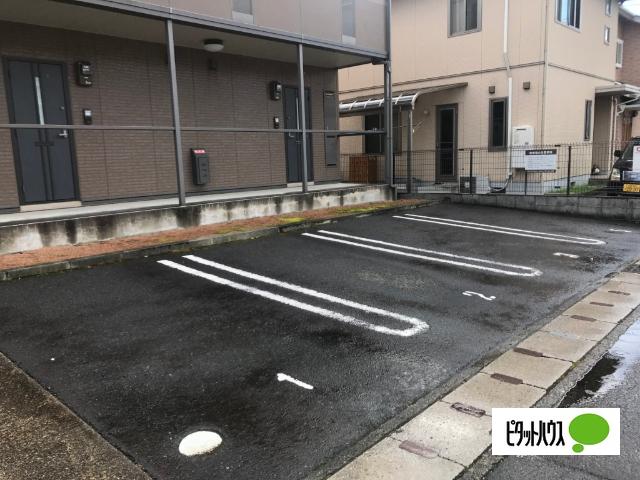 ATAGO (ｱﾀｺﾞ)（201） 駐車場