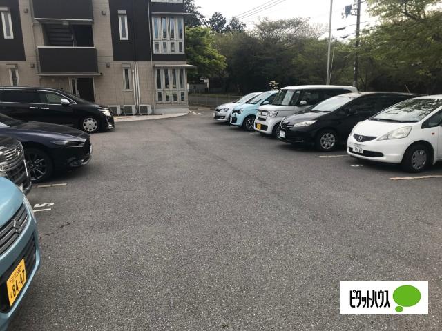 コモレビ ガーデン（103） 駐車場