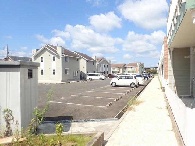 夢咲きの里　Ｃ（103） エントランス