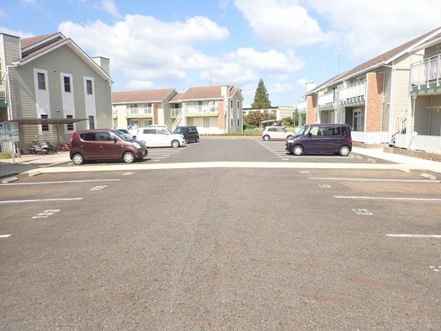夢咲きの里　Ｃ（103） 駐車場