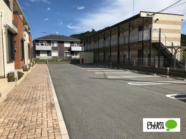 ロジュマン　ミユキⅡ（202） 駐車場