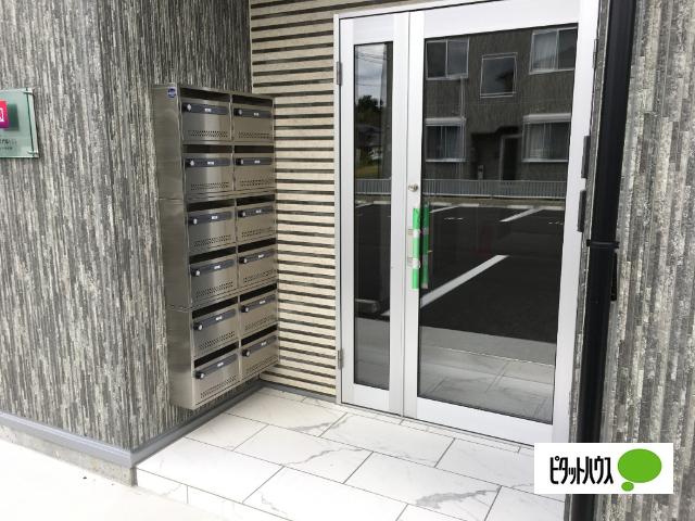 フォアール市子殿（203） エントランス