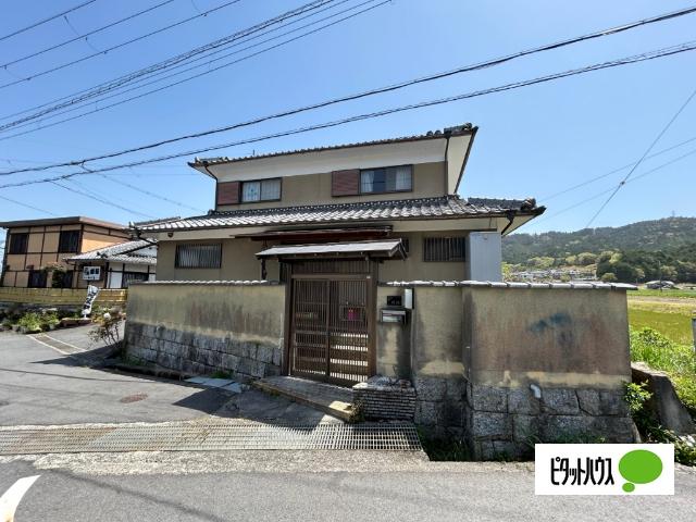 三雲駅より徒歩23分 築43年10ヶ月 2階建の賃貸物件