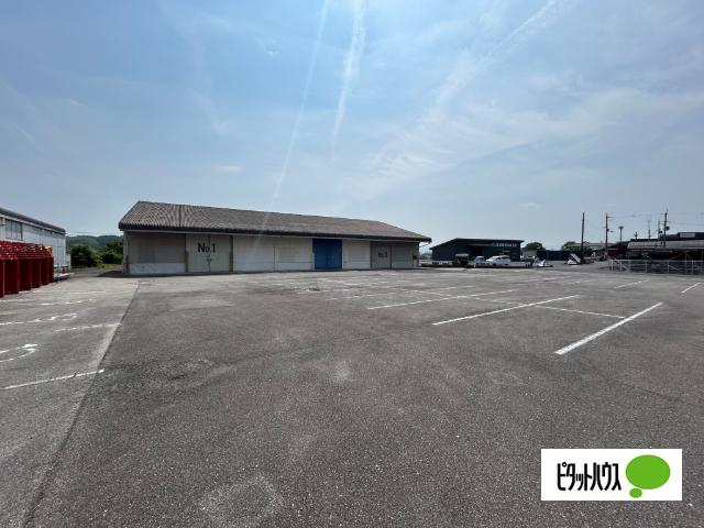 甲賀市甲南町新治倉庫・収納庫 眺望