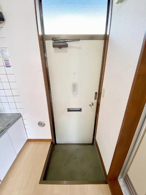 錦が丘ヒルズ（102） 玄関