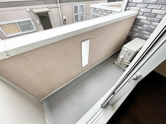 リヴェールＯ・Ｇ・Ａ参番館（102） バルコニー