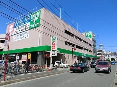 菊名東急ストア：483m