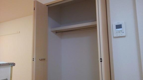 タウンコート中川（102） 収納
