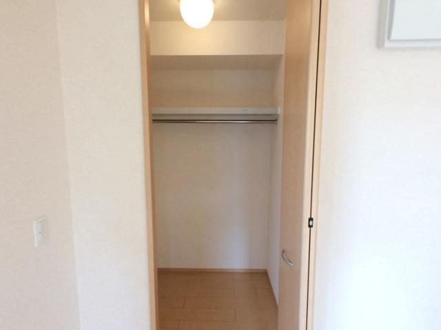 Town　Court大岡（301） 収納