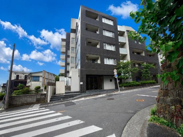 【ペット可×角部屋専用庭付】ジュエリアス横浜新子安（206） 外観