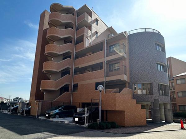 ファミールガーデン横浜・小机１番館 外観