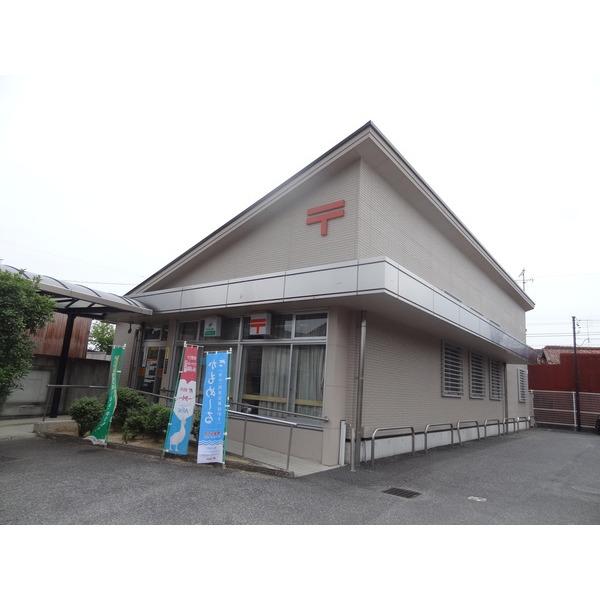 久居新町郵便局：689m