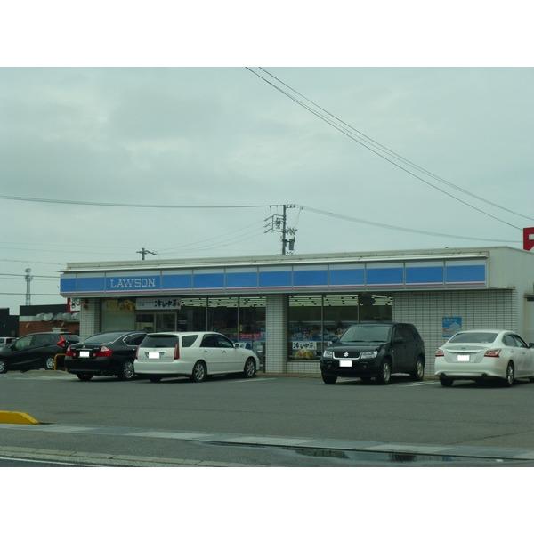ローソン津白塚店：1001m