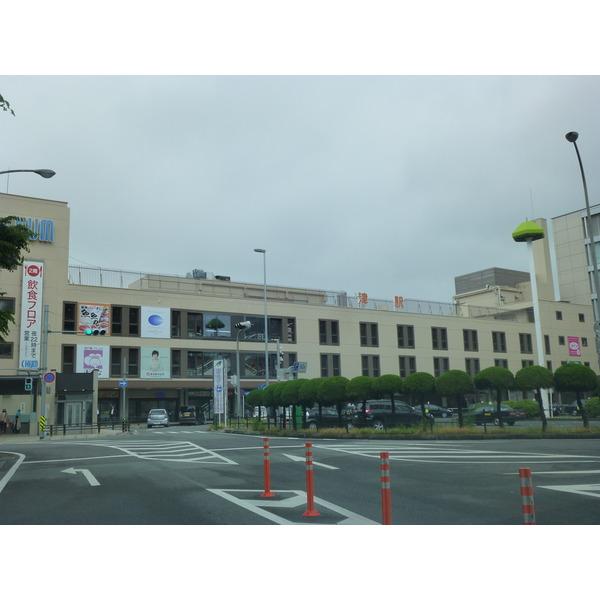 薬マツモトキヨシ津駅ビルチャム店：858m