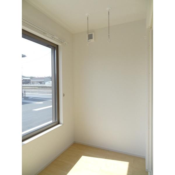 サン　パインテイル　C 部屋画像