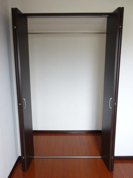 シャトーカワイ 収納