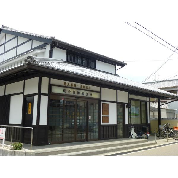 百五銀行一身田支店：959m