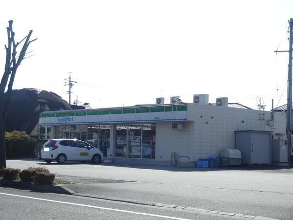 ファミリーマート長岡町店：375m