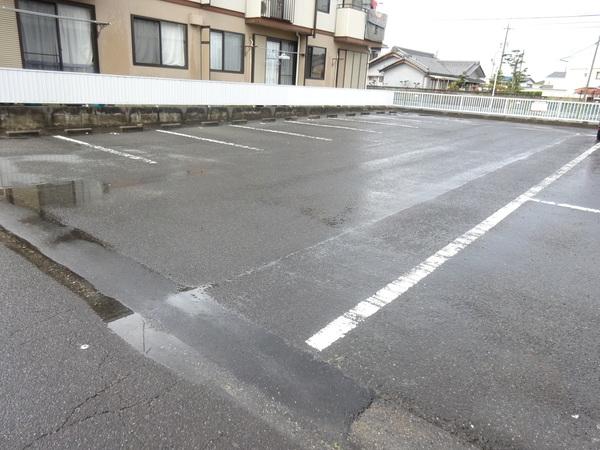 ヴィラコスモ　Ⅰ・Ⅱ 駐車場