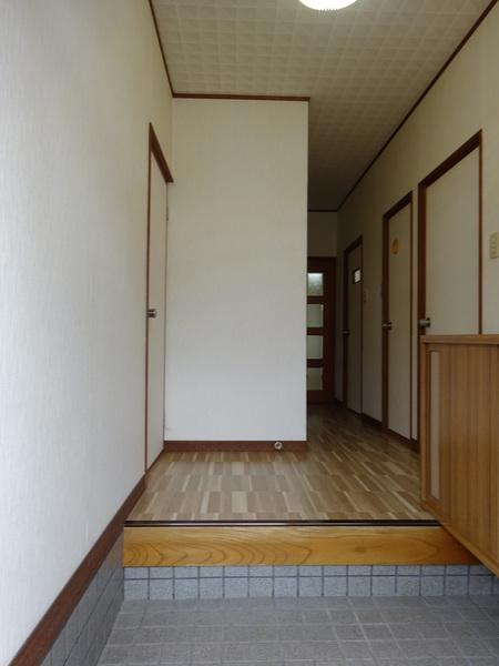 津市安濃町清水一戸建 玄関