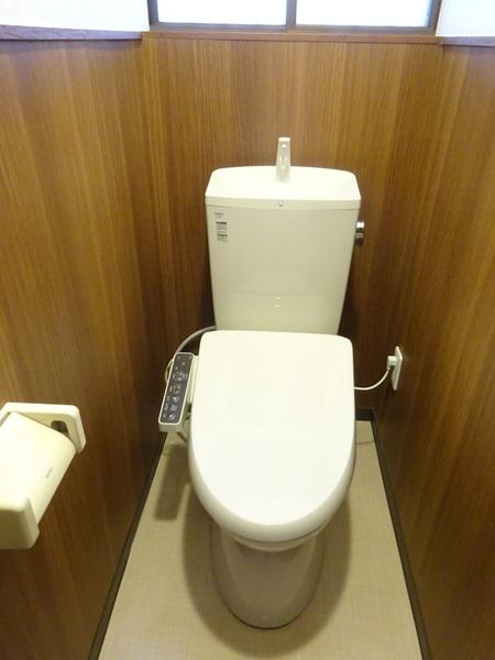 津市安濃町清水一戸建 トイレ
